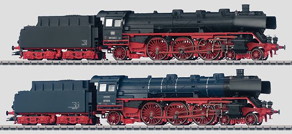 DB cl 03.10 & cl 003 Double Steam Locomotives with Tenders (L)