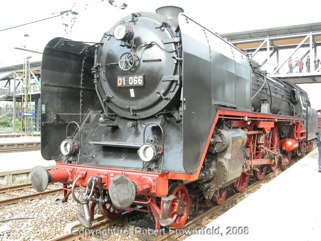 Dgtl DB cl 01 Steam Loco w/Tender (L)