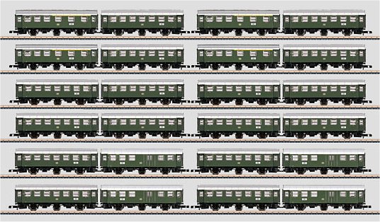 Set with 12 pairs of cars in an Umbauwagen Display.