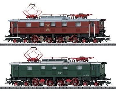 Set with 2 Electric Locomotives.