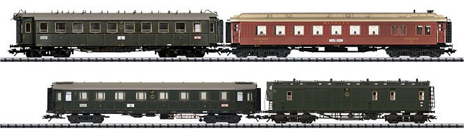 D 119 Express Train Passenger Car Set.