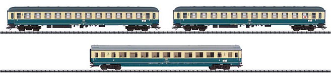 IC Express Train Passenger Car Set.
