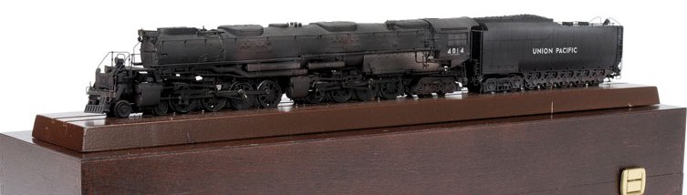 UP Big Boy Freight Loc w/Tender Weathered