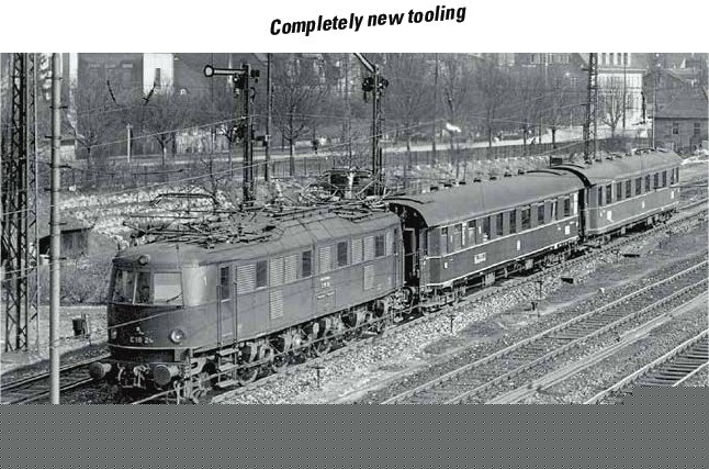 Dgtl DB cl E 18 Electric Locomotive (Bottle Green),