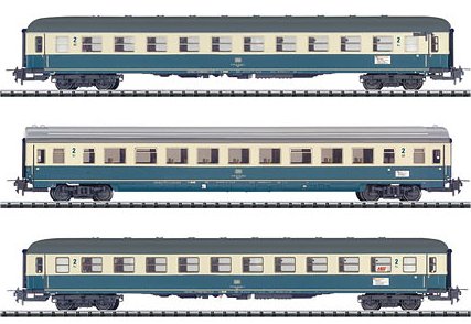 IC 690 Hohenstaufen Express Train Passenger 3-Car Set, Set