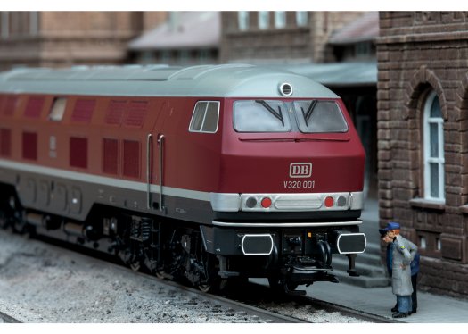 DB Calss V 320 Heavy Diesel Locomotive