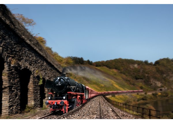 DB cl 44 Steam Locomotive with Oil Tender, Era III