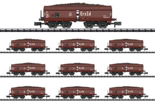 Display with 10 Type Erz Id Hopper Cars