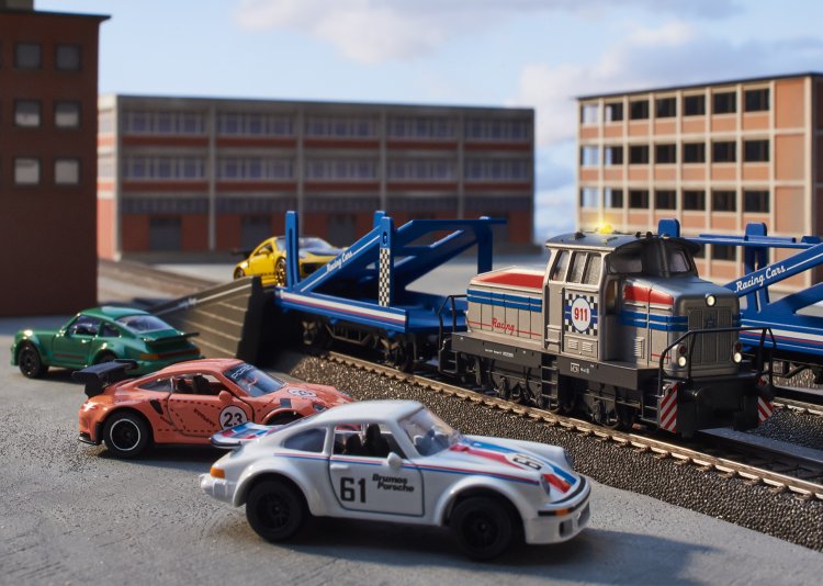 Mrklin Start up  Auto Transport Train Starter Set