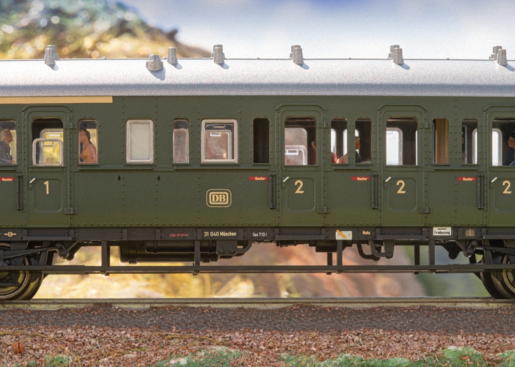 Passenger Car Set for the Class E 44.5