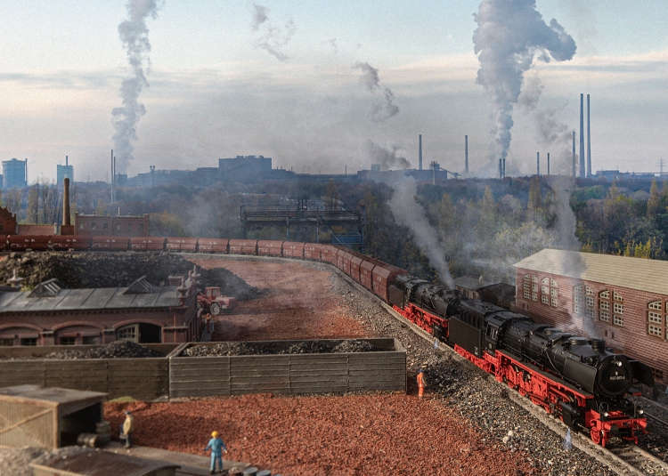 Class 043 Steam Locomotive